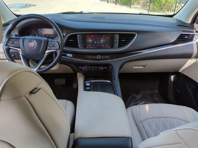 Photo of 2024 White Frost Tricoat Buick Enclave