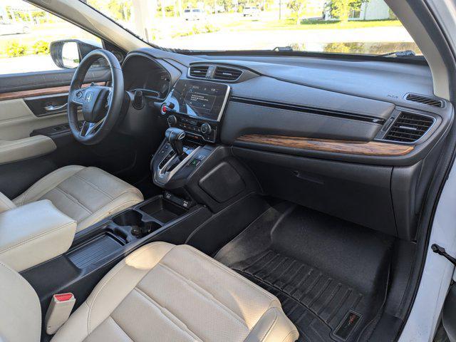 Photo of 2022 Platinum White Pearl Honda CR-V