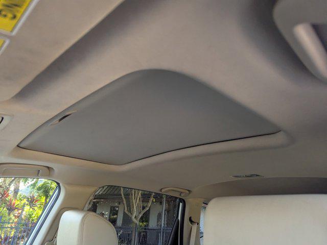 Photo of 2022 Platinum White Pearl Honda CR-V