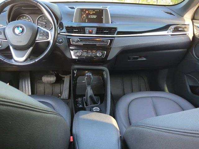 Photo of 2016 Black Sapphire Metallic BMW X1