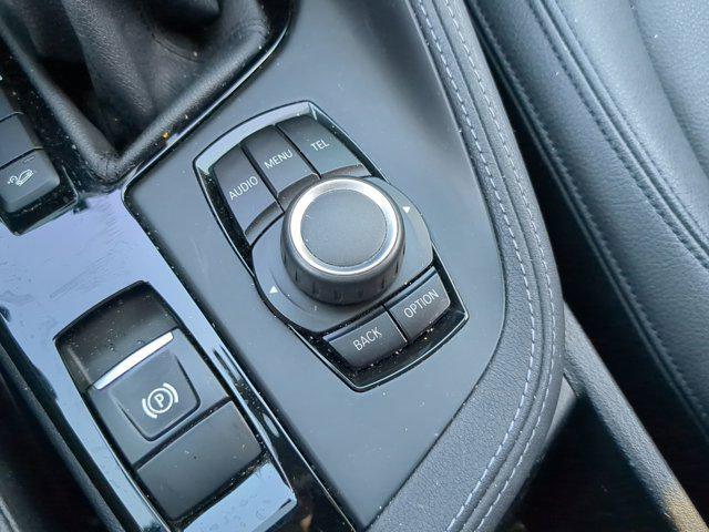 Photo of 2016 Black Sapphire Metallic BMW X1
