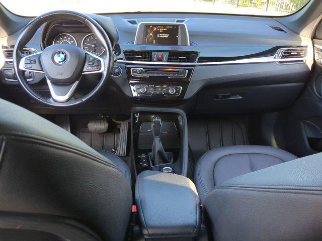 Photo of 2016 Black Sapphire Metallic BMW X1