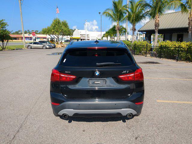 Photo of 2016 Black Sapphire Metallic BMW X1
