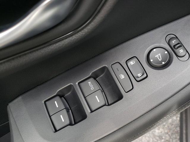 Photo of 2025 Crystal Black Pearl Honda HR-V