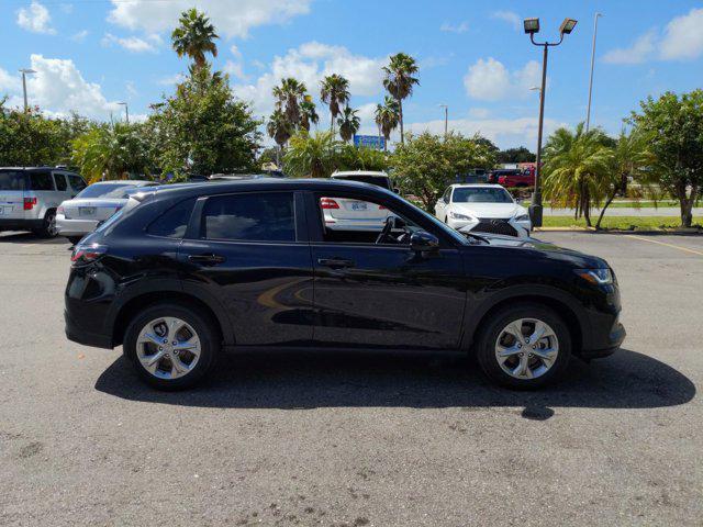 Photo of 2025 Crystal Black Pearl Honda HR-V