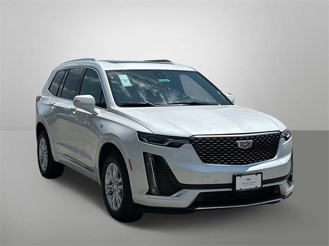 Photo of 2025 Crystal White Cadillac XT6