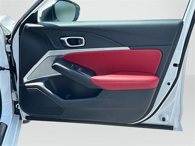 Photo of 2023 Platinum White Acura Integra