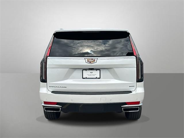 Photo of 2024 Crystal White Tricoat Cadillac Escalade