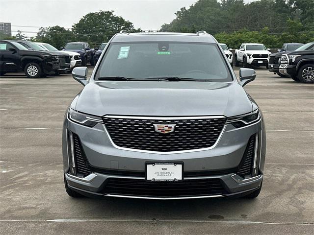 Photo of 2025 Silver Metallic Cadillac XT6