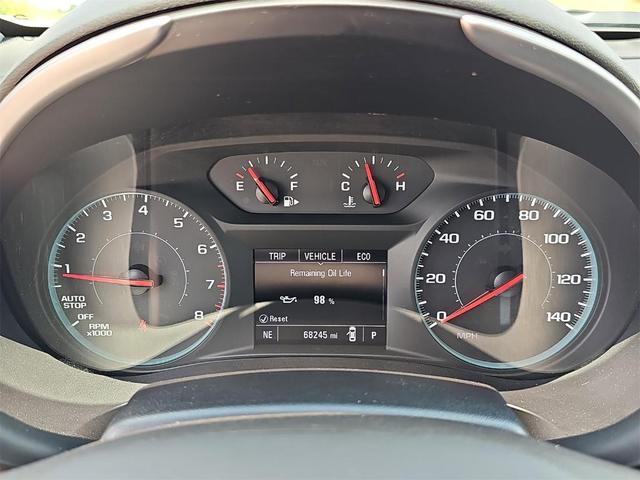 Photo of 2022 Summit White Chevrolet Malibu