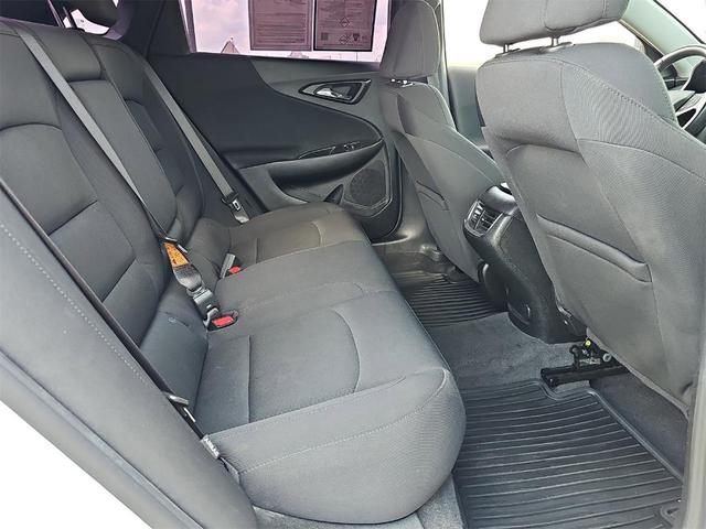 Photo of 2022 Summit White Chevrolet Malibu