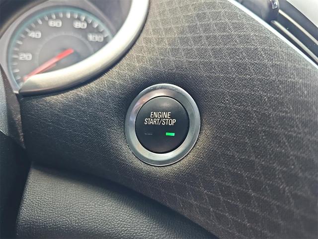 Photo of 2022 Summit White Chevrolet Malibu