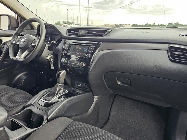 Photo of 2021 Magnetic Black Pearl Nissan Rogue Sport