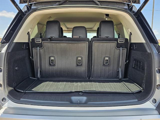 Photo of 2024 Gun Metallic Nissan Pathfinder