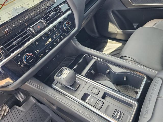 Photo of 2024 Gun Metallic Nissan Pathfinder