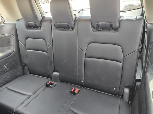 Photo of 2024 Gun Metallic Nissan Pathfinder