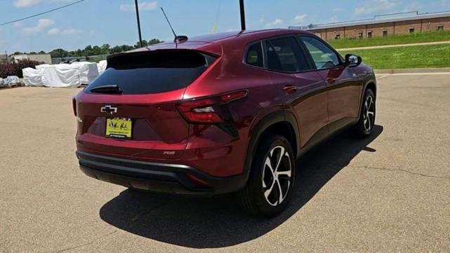 Photo of 2024 Crimson Metallic Chevrolet Trax