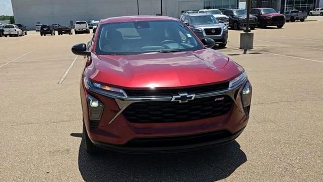 Photo of 2024 Crimson Metallic Chevrolet Trax