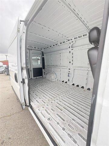 Photo of 2020 Bright White Clearcoat RAM ProMaster 2500