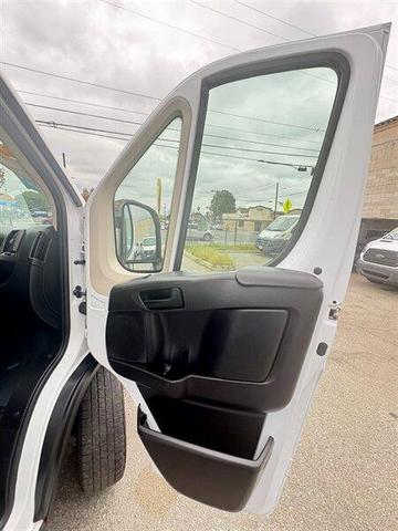 Photo of 2020 Bright White Clearcoat RAM ProMaster 2500