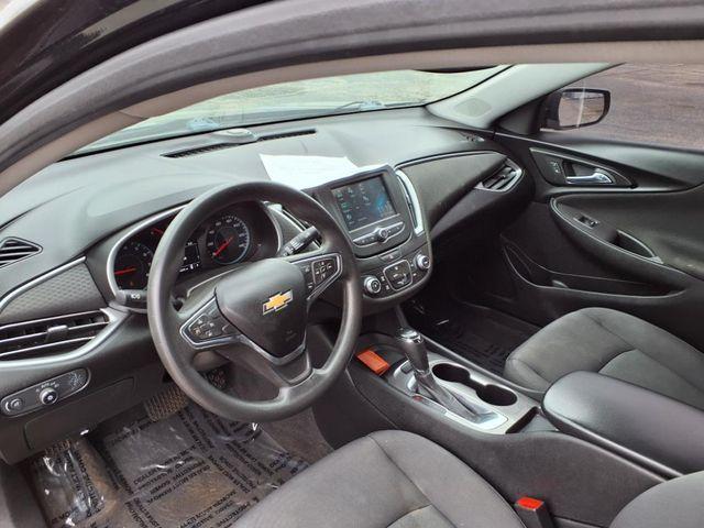 Photo of 2018 Mosaic Black Metallic Chevrolet Malibu