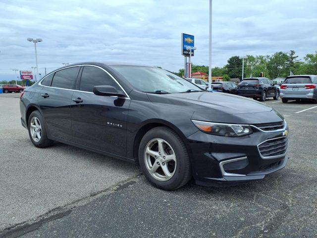 Photo of 2018 Mosaic Black Metallic Chevrolet Malibu