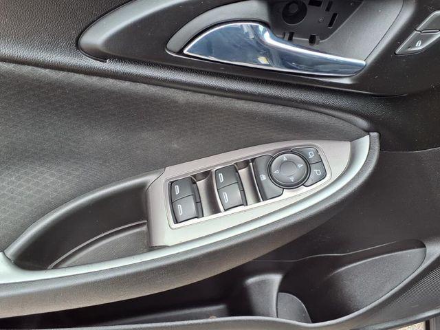 Photo of 2018 Mosaic Black Metallic Chevrolet Malibu