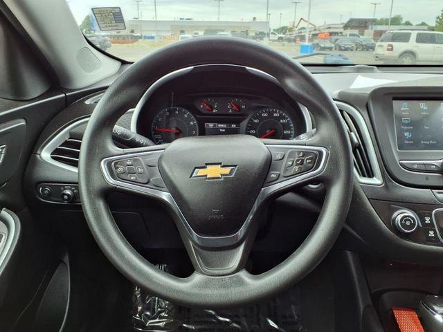 Photo of 2018 Mosaic Black Metallic Chevrolet Malibu