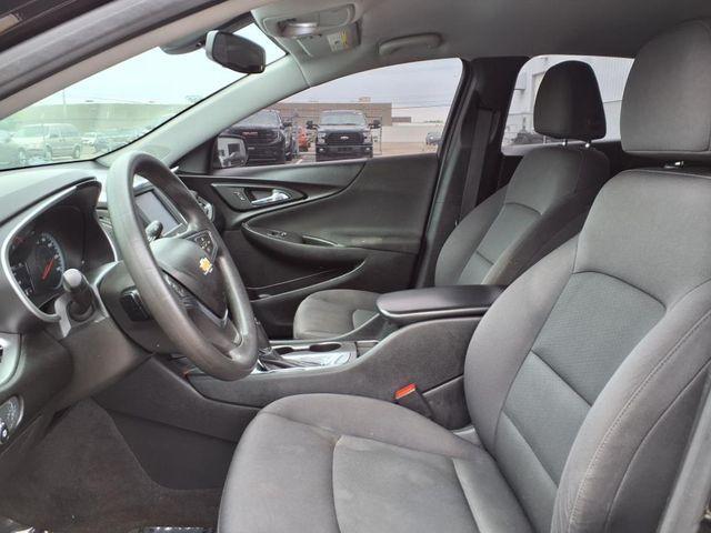 Photo of 2018 Mosaic Black Metallic Chevrolet Malibu