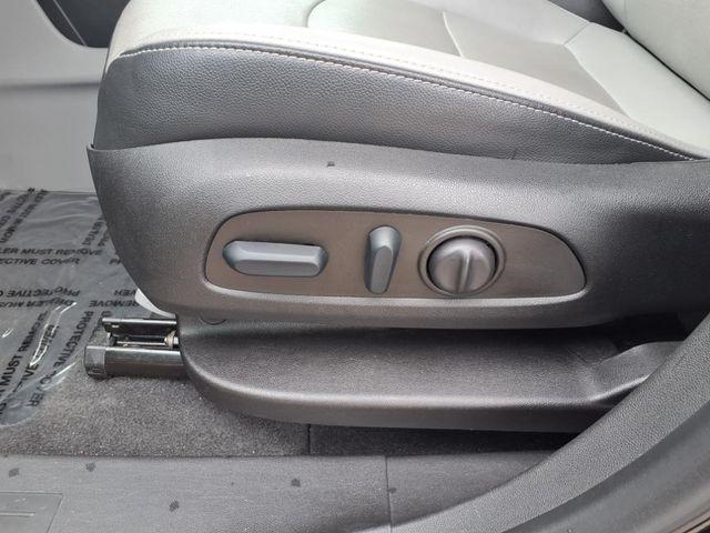 Photo of 2023 Ebony Twilight Metallic GMC Terrain