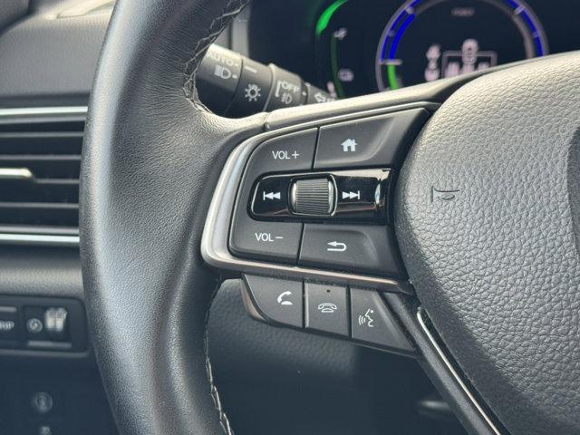 Photo of 2022 White Honda Accord Hybrid
