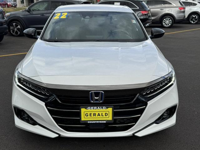 Photo of 2022 White Honda Accord Hybrid