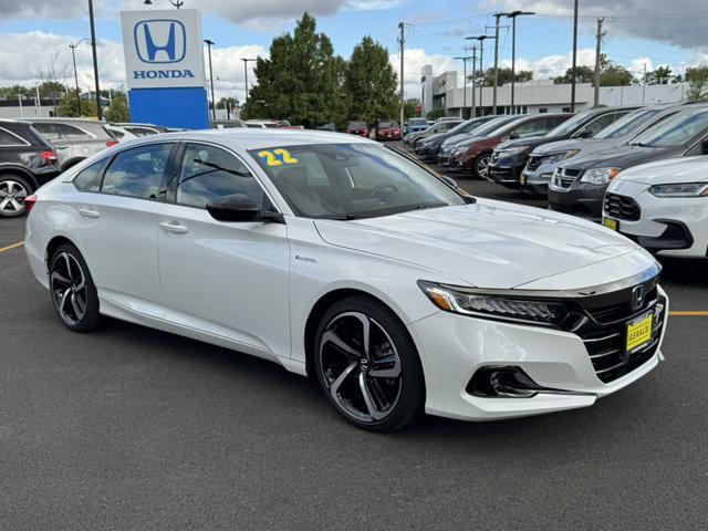 Photo of 2022 White Honda Accord Hybrid