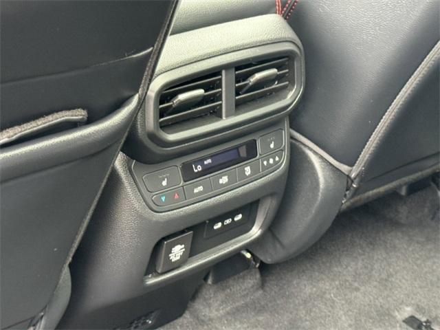 Photo of 2025 Crystal Black Pearl Honda Pilot