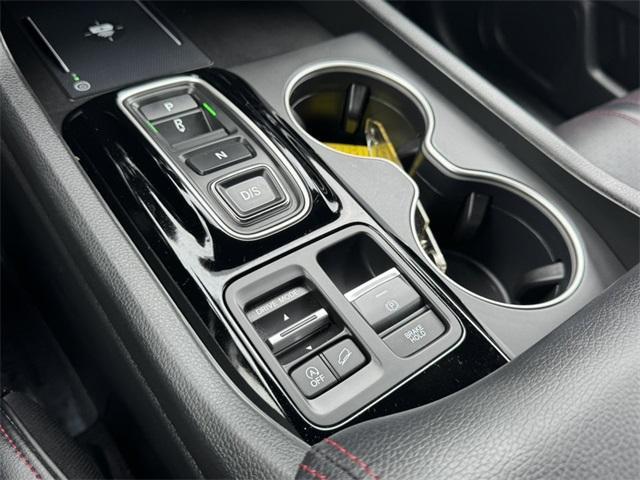 Photo of 2025 Crystal Black Pearl Honda Pilot