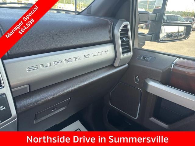 Photo of 2022 Oxford White Ford F-250