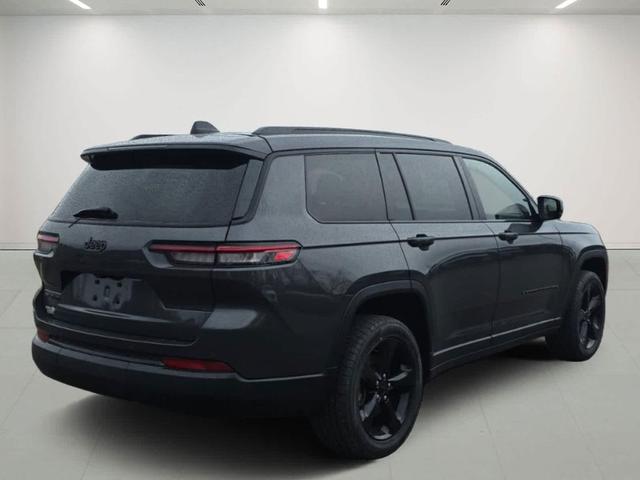 Photo of 2021 Baltic Gray Metallic Clearcoat Jeep Grand Cherokee L