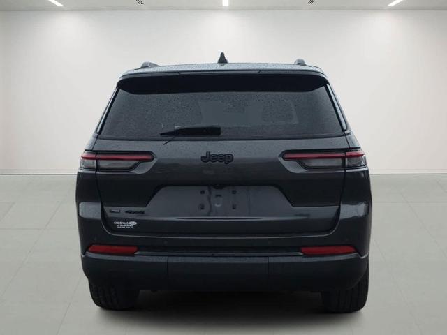 Photo of 2021 Baltic Gray Metallic Clearcoat Jeep Grand Cherokee L