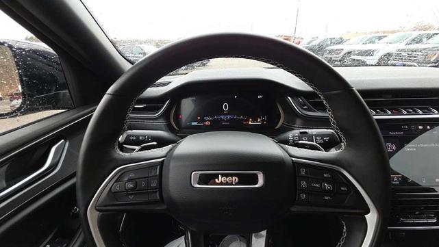 Photo of 2021 Baltic Gray Metallic Clearcoat Jeep Grand Cherokee L