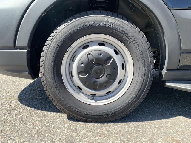 Photo of 2022 Agate Black Metallic Ford Transit-350