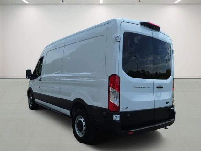 Photo of 2024 Oxford White Ford Transit-250