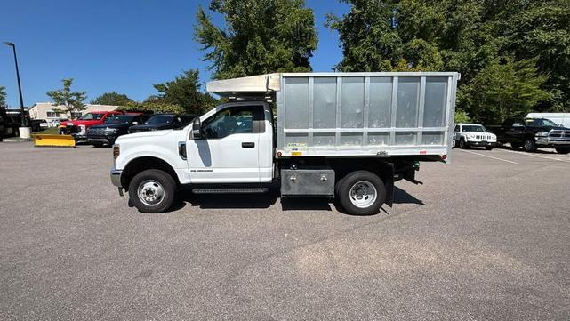 Photo of 2019 Oxford White Ford F-350