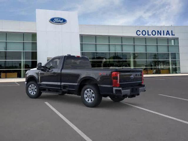 Photo of 2025 Agate Black Metallic Ford F-250