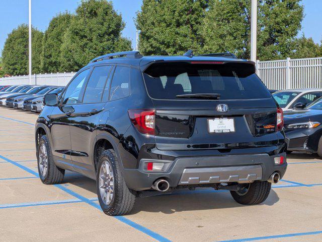 Photo of 2022 Crystal Black Pearl Honda Passport