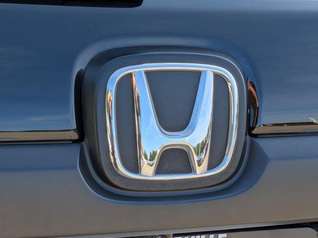 Photo of 2022 Crystal Black Pearl Honda Passport