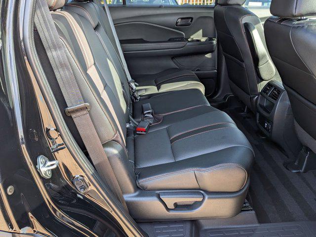 Photo of 2022 Crystal Black Pearl Honda Passport