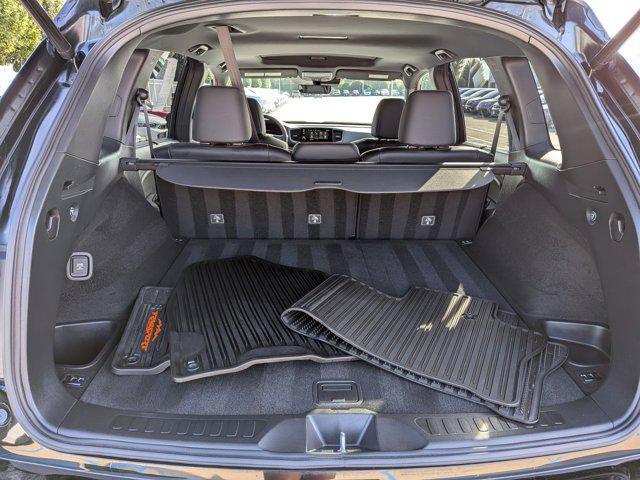 Photo of 2022 Crystal Black Pearl Honda Passport