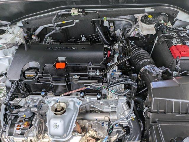 Photo of 2023 Platinum White Pearl Honda HR-V