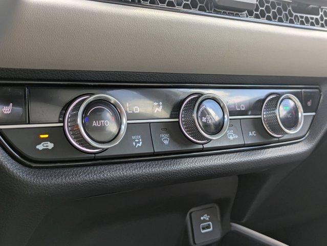 Photo of 2023 Platinum White Pearl Honda HR-V