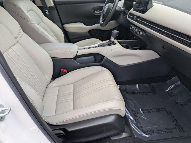 Photo of 2023 Platinum White Pearl Honda HR-V